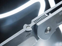 Evade -Messer Förderung boeker plus evade 01bo384 3 1280x1280